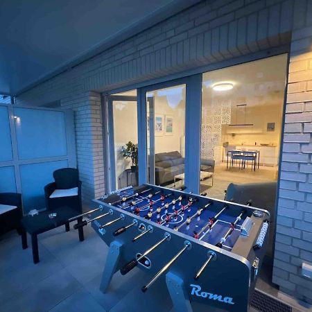 Luxurioeses Apartment,Neubau, 4 Personen, Parkplatz, Griechischer Stil Бохум Экстерьер фото