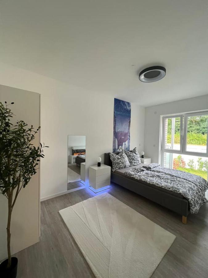 Luxurioeses Apartment,Neubau, 4 Personen, Parkplatz, Griechischer Stil Бохум Экстерьер фото
